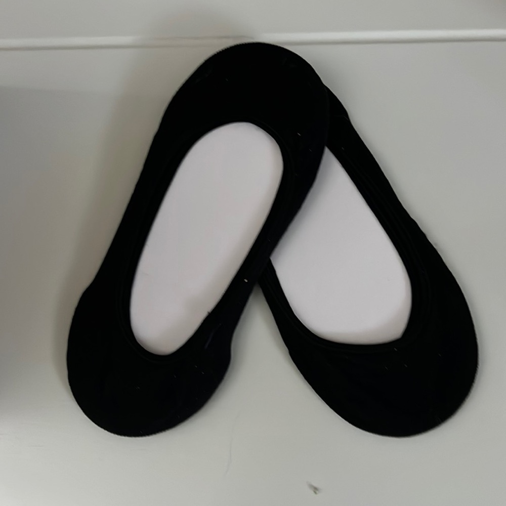 2 Pair Seamless Toe Shoe Liner- M/L